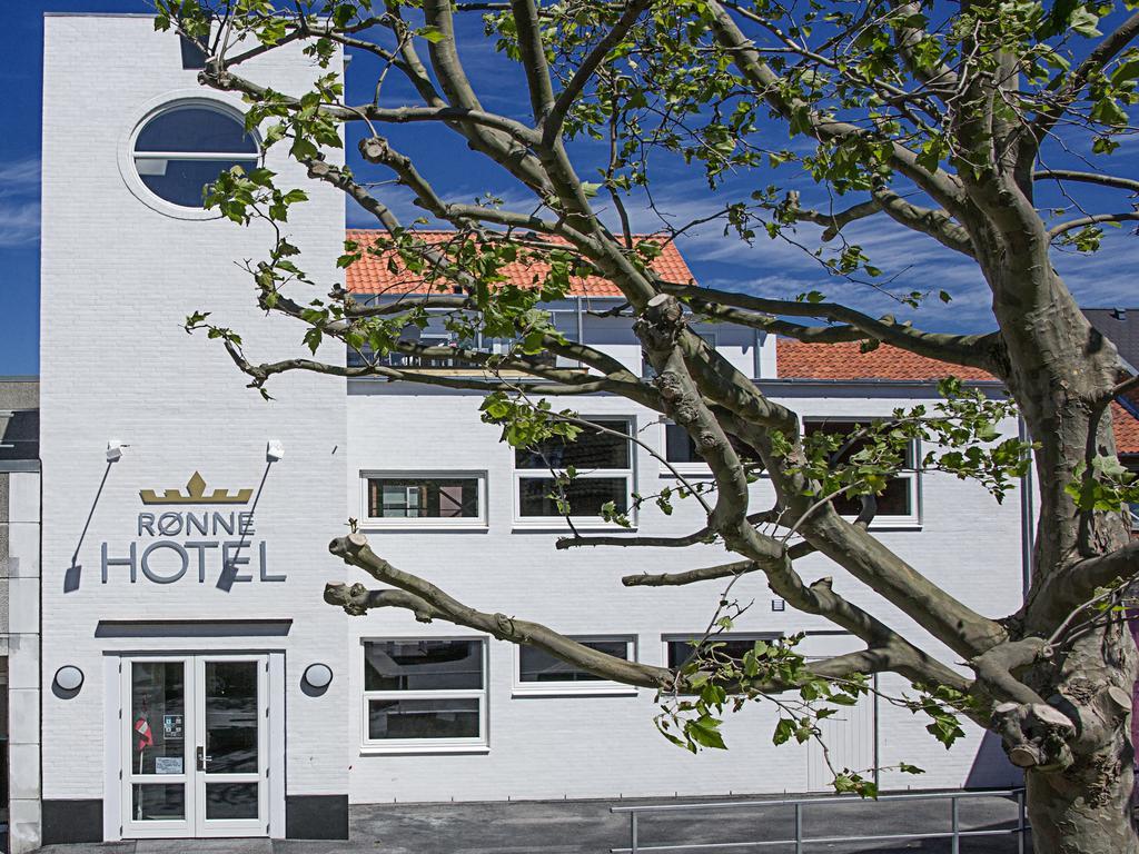 Ronne Hotel Exterior photo